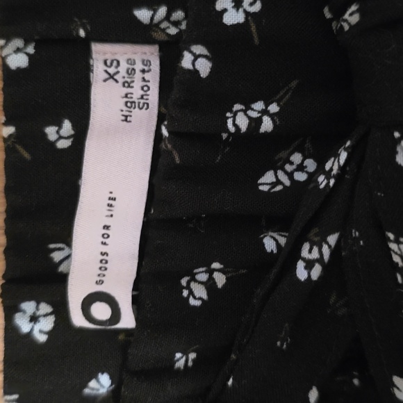 SO BRAND WOMENS JUNIOR SIZE BLACK FLORAL SOFT SHORTS HIGH RISE SIZE XS - Picture 6 of 13